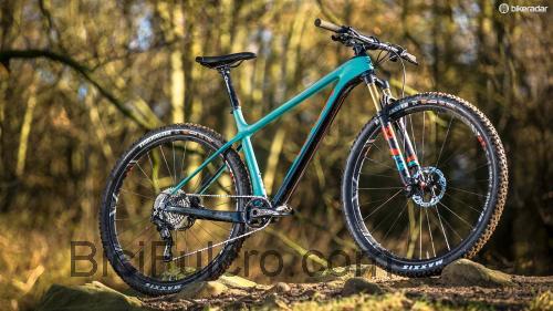 Genesis Mantle recensioni e scheda tecnica